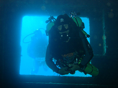 Rod in port-hole spotting guise